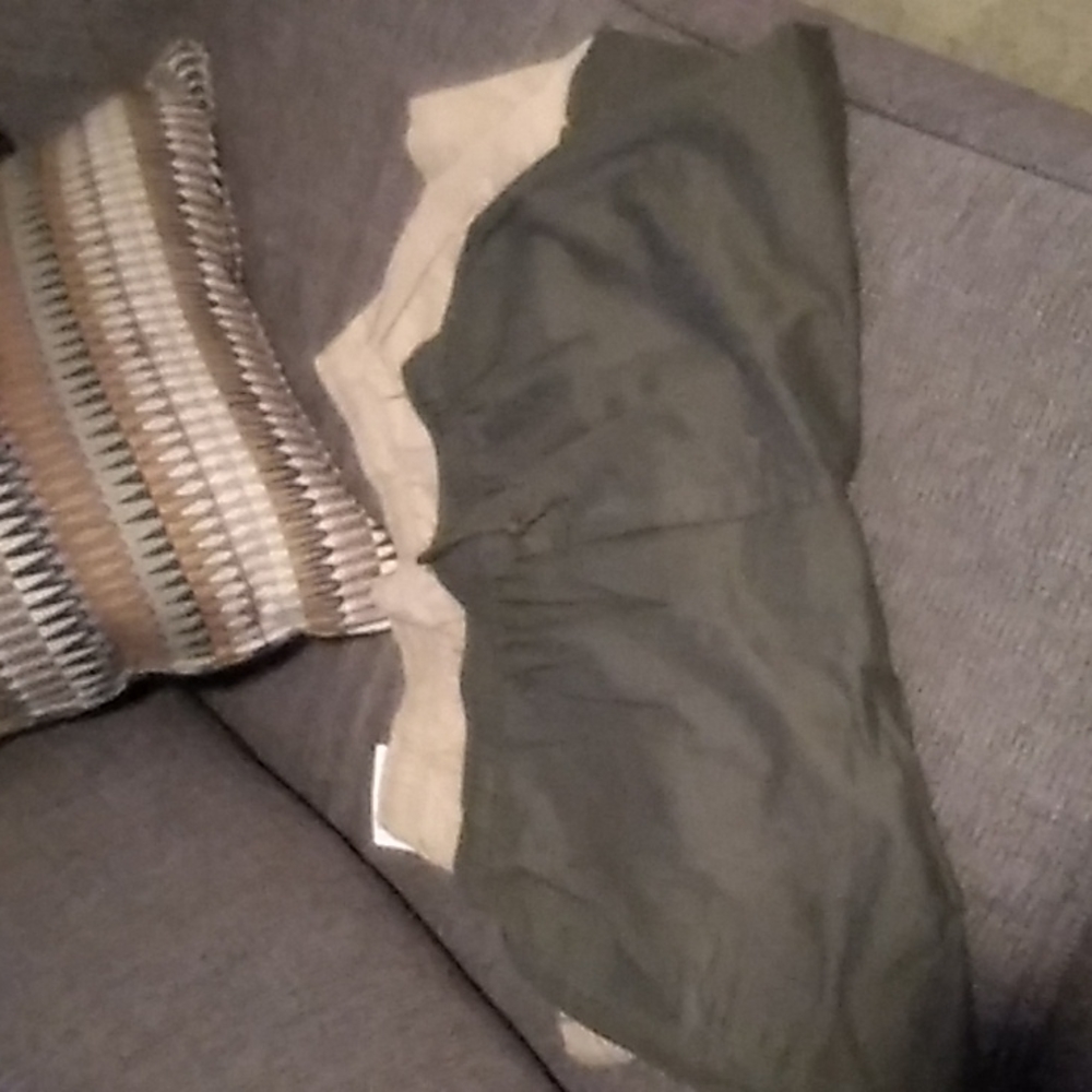 5 FOR $25 Basic Edition Elastic Waist Shorts 2 Pairs - Picture 2 of 4
